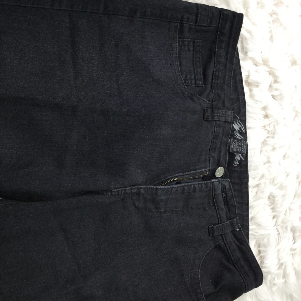 Bill Blass - Women's Black Jeans - Picture 3 of 7